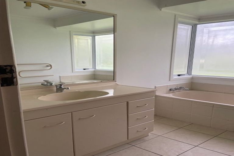 Photo of property in 19 Berkley Avenue, Hillcrest, Hamilton, 3216