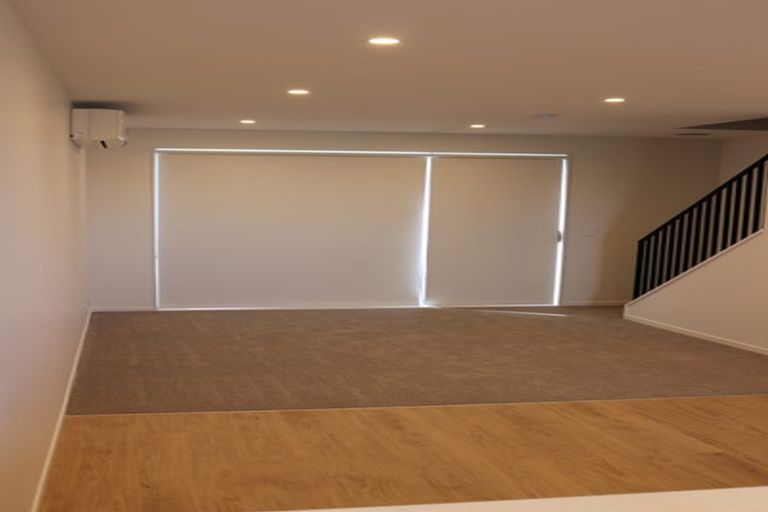 Photo of property in 8 Kawe Marie Lane, Takanini, 2112