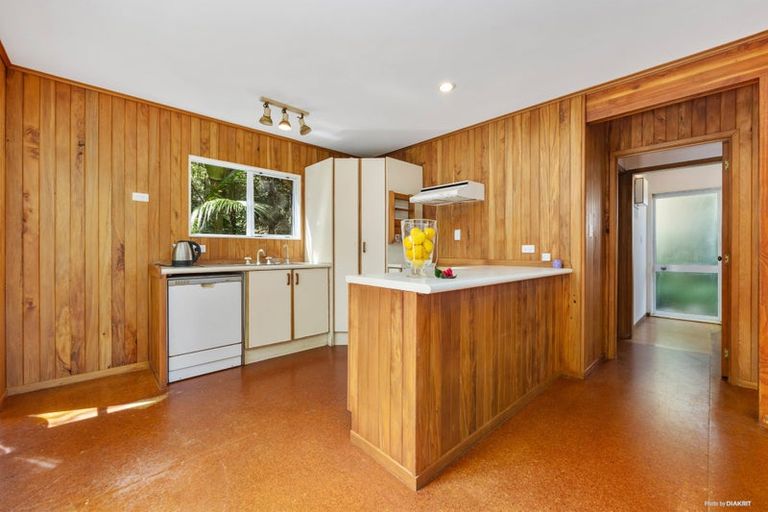 Photo of property in 37 Clinton Road, Tawharanui Peninsula, Warkworth, 0986