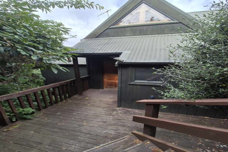 Photo of property in 16 Maxwell Place, Queenstown, 9300