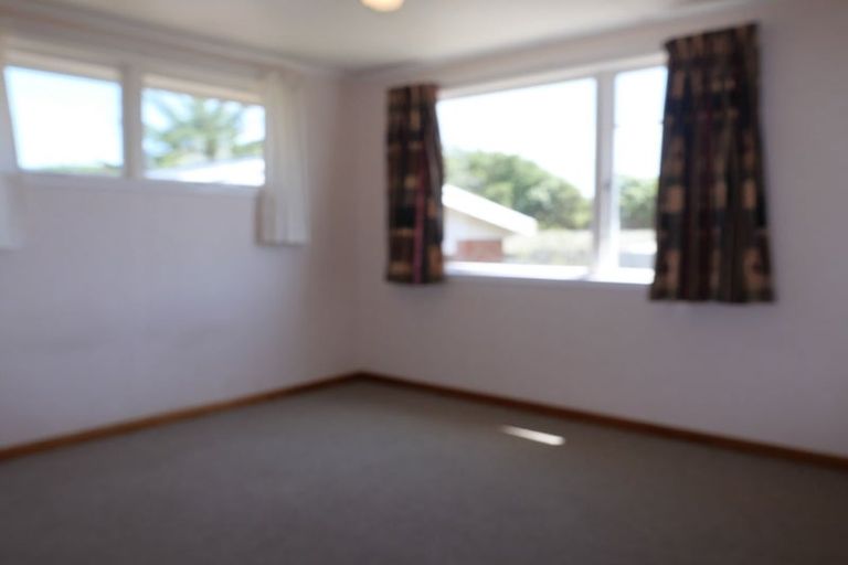 Photo of property in 100 Ruapehu Street, Paraparaumu, 5032