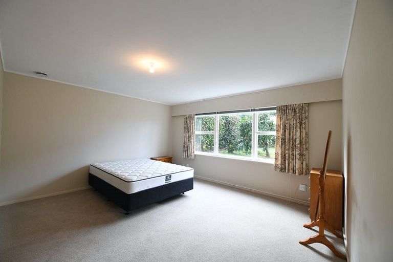 Photo of property in 1/3 Onepoto Road, Hauraki, Auckland, 0622