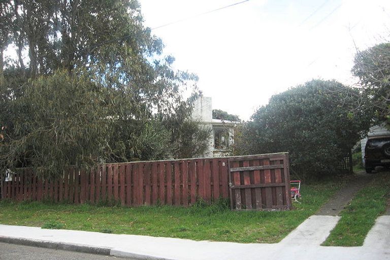 Photo of property in 8 Clarkes Crescent, Paekakariki, 5034