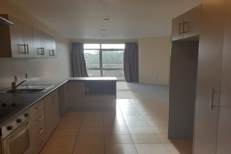 Photo of property in 133i Parkhurst Road, Parakai, 0830