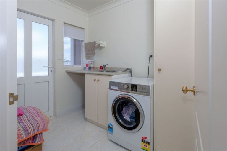 Photo of property in 186 Centennial Drive, Whitianga, 3510