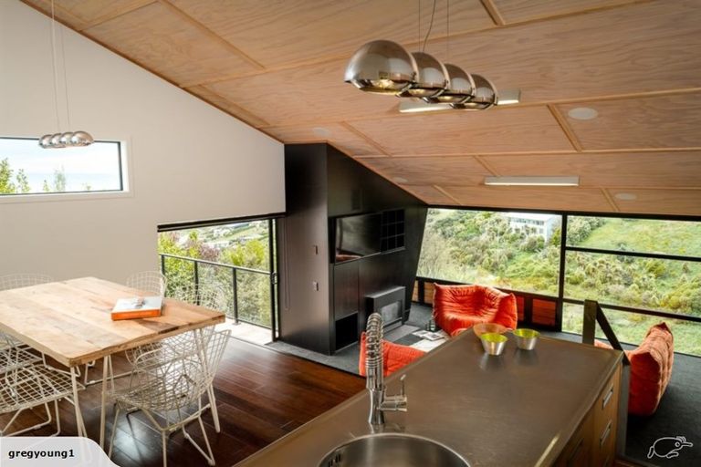 Photo of property in 6 Craigieburn Lane, Mount Pleasant, Christchurch, 8081