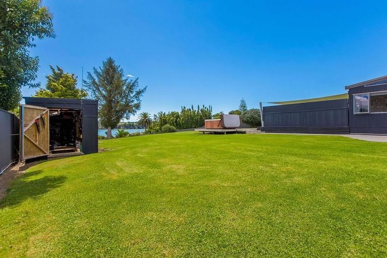Photo of property in 5 Totara Road, Whenuapai, Auckland, 0618