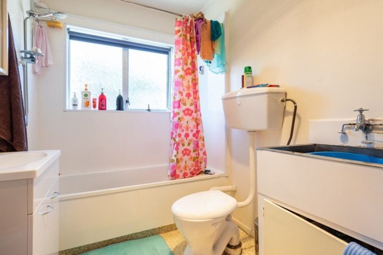 Photo of property in 6/10 Petherick Crescent, Johnsonville, Wellington, 6037