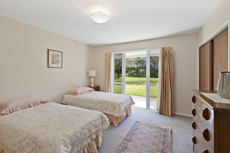 Photo of property in 100 School Road, Yaldhurst, Christchurch, 7676