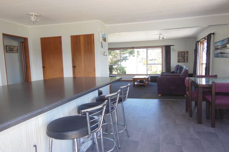 Photo of property in 4 Te Kapua Street, Oakura, Hikurangi, 0184