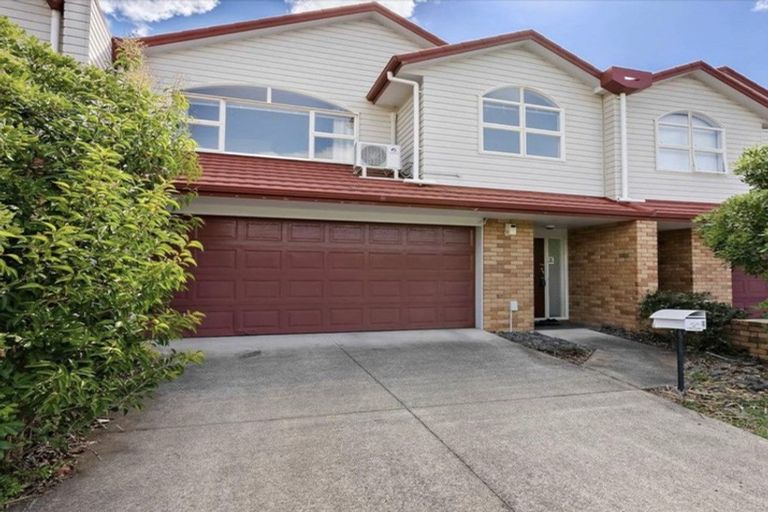 Photo of property in 4 Lime Crescent, Papakura, 2110