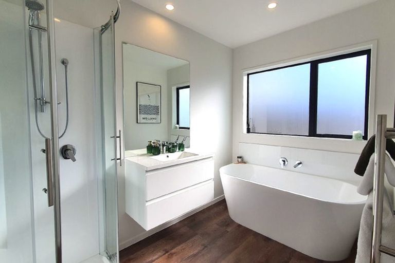 Photo of property in 56 Jacks Landing Drive, Hamilton Lake, Hamilton, 3204