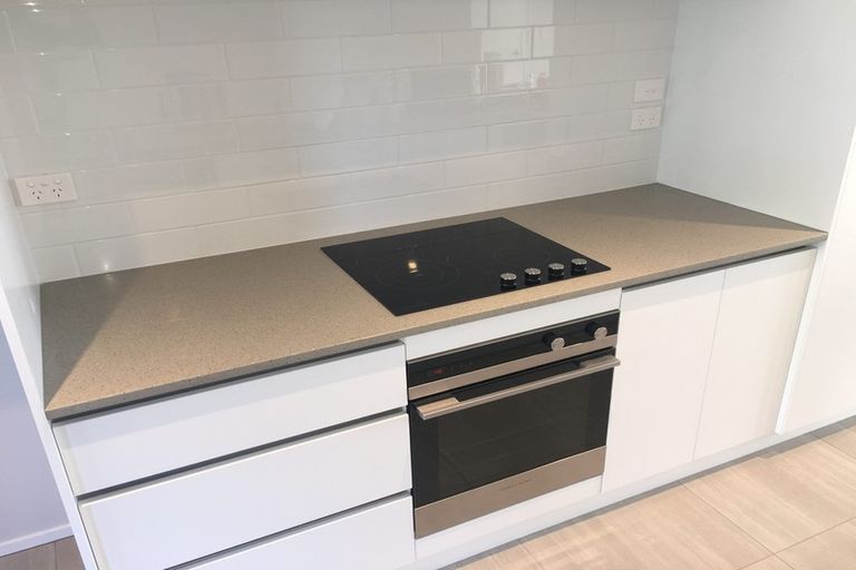 Photo of property in 6 Koru Place, Snells Beach, 0920