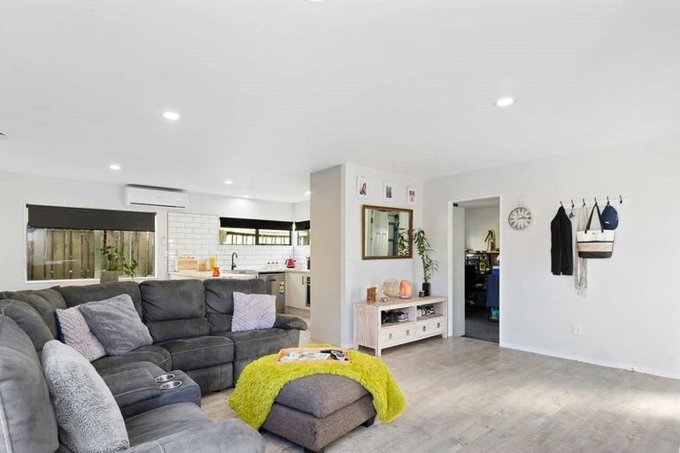 Photo of property in 236a Ngatai Road, Otumoetai, Tauranga, 3110