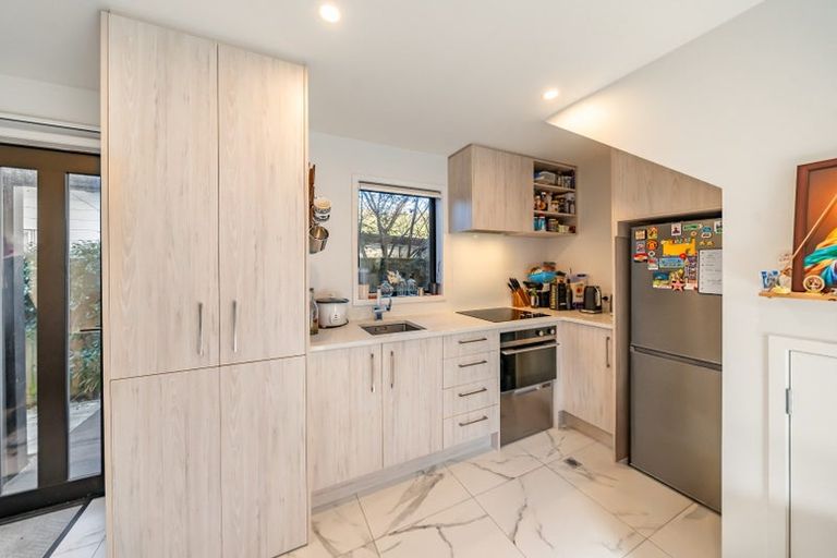 Photo of property in 7/97 Whites Line East, Waiwhetu, Lower Hutt, 5010