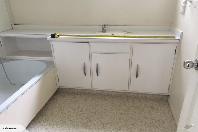 Photo of property in 14 Atlanta Grove, Brooklyn, Wellington, 6021