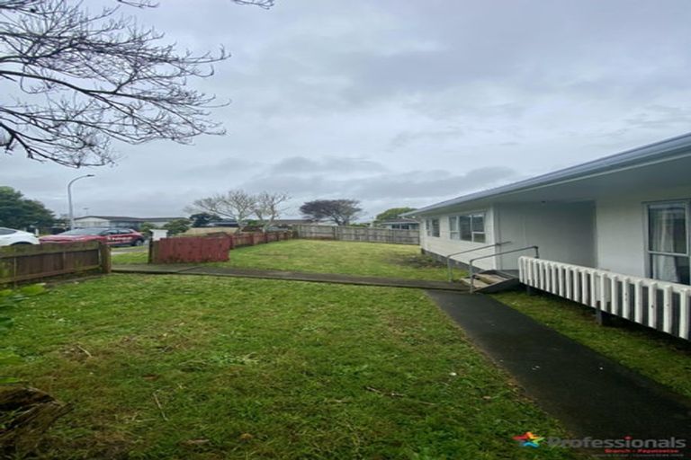 Photo of property in 1 Secretariat Place, Randwick Park, Auckland, 2105