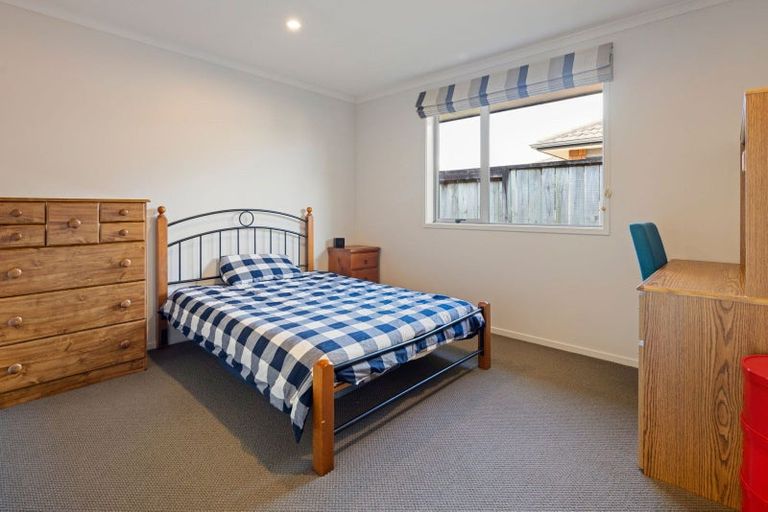 Photo of property in 26 Whitney Place, Rototuna North, Hamilton, 3210