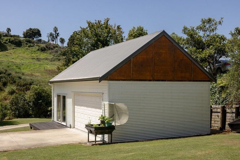 Photo of property in 1 Grasmere Way, Bethlehem, Tauranga, 3110