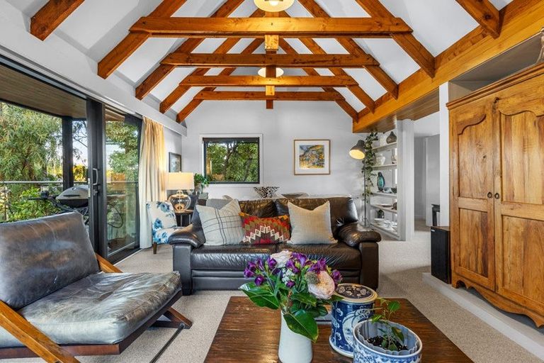 Photo of property in 69 Searells Road, Strowan, Christchurch, 8052