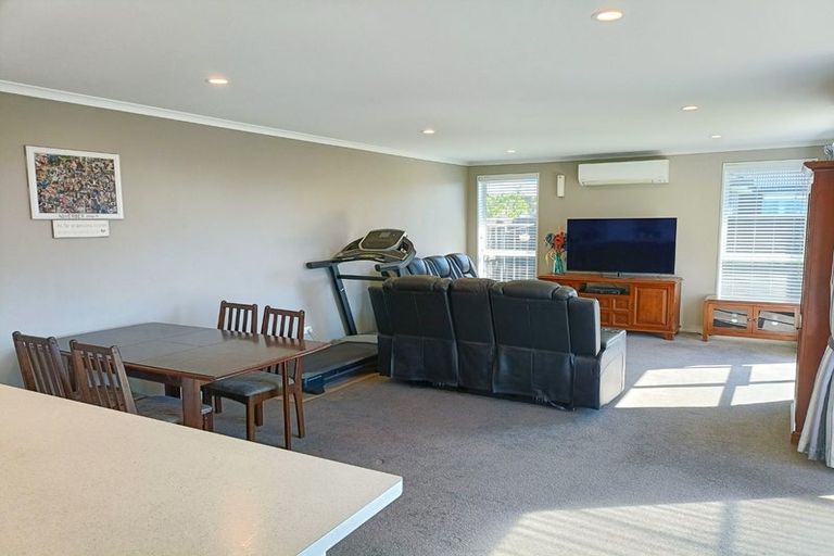 Photo of property in 2 George West Square West, Wigram, Christchurch, 8025