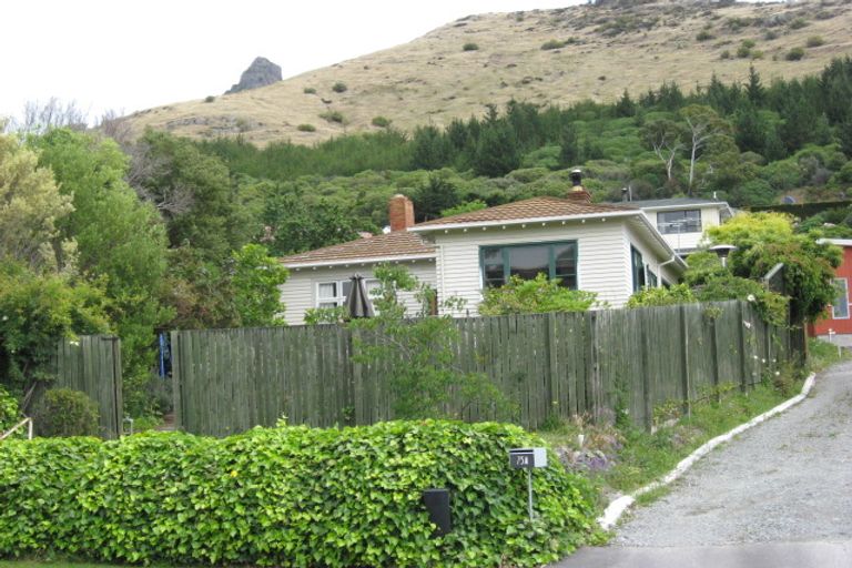 Photo of property in 75 Port Hills Road, Heathcote Valley, Christchurch, 8022
