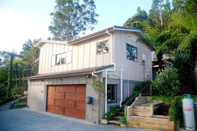 Photo of property in 45 Jonkers Road, Waitakere, Henderson, 0782