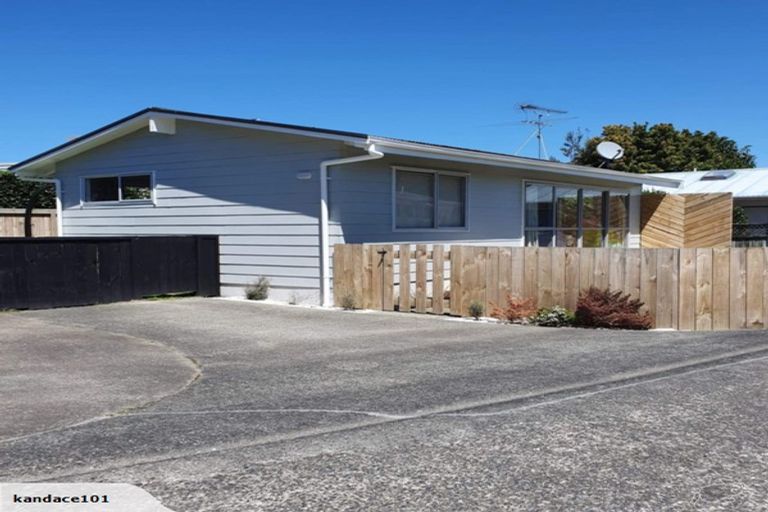 Photo of property in 1/46 Zealandia Road, Manly, Whangaparaoa, 0930