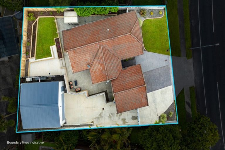 Photo of property in 15 Charles Prevost Drive, The Gardens, Auckland, 2105