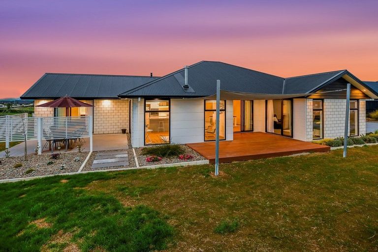 Photo of property in 5 Oak Ridge Drive, Te Awamutu, 3800