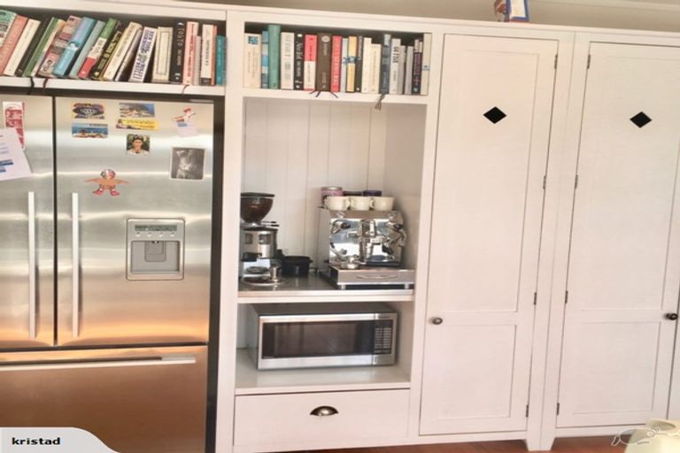 Photo of property in 21 Kitchener Road, Sandringham, Auckland, 1025