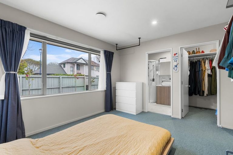 Photo of property in 8 Providence Place, Redwood, Christchurch, 8051