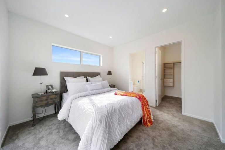 Photo of property in 8 Nola Dawn Avenue, Papakura, 2110