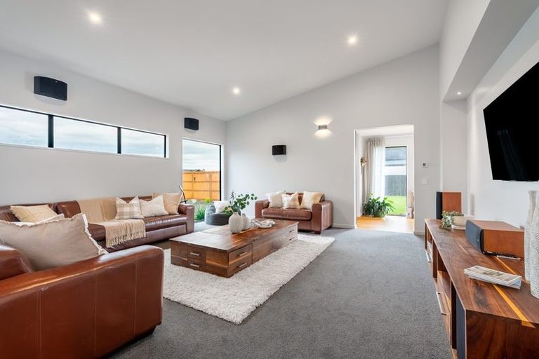 Photo of property in 4 Barewood Grove, West Melton, 7618