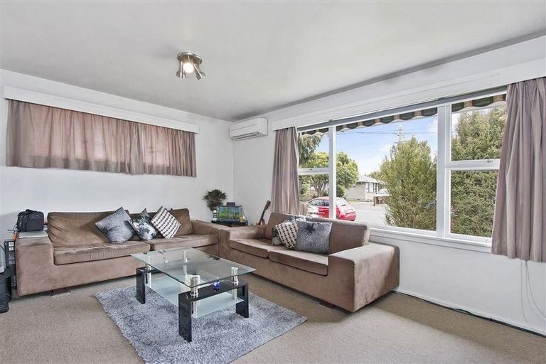 Photo of property in 1/24 Highsted Road, Bishopdale, Christchurch, 8053