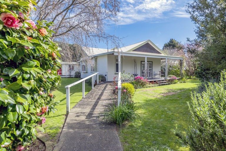 Photo of property in 115 Waerenga Road, Otaki, 5512