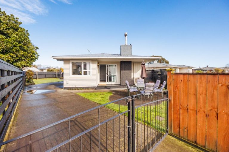 Photo of property in 56 Karamea Crescent, Kelvin Grove, Palmerston North, 4414