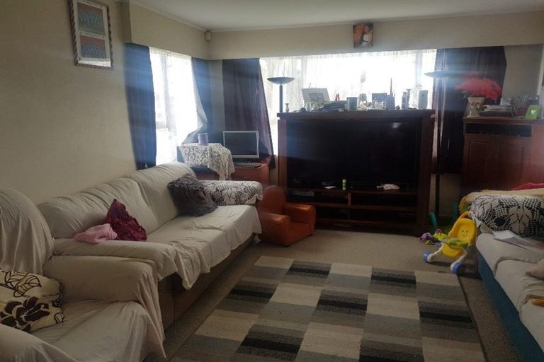 Photo of property in 27 Neems Place, Manurewa, Auckland, 2102