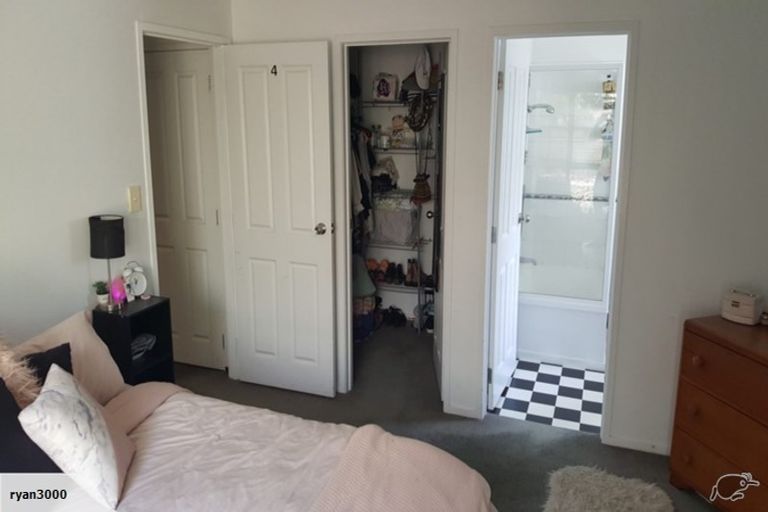 Photo of property in 84e Hillcrest Road, Hillcrest, Hamilton, 3216