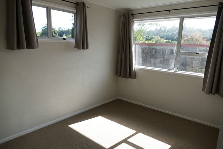 Photo of property in 399a Great South Road, Opaheke, Papakura, 2113