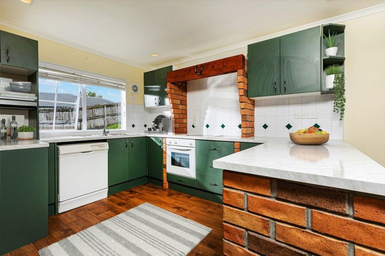 Photo of property in 8 Te Wharau Drive, Greenhithe, Auckland, 0632