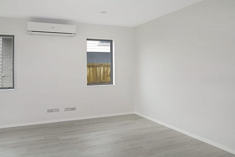 Photo of property in 54 Cirrus Way, Ranui, Auckland, 0612