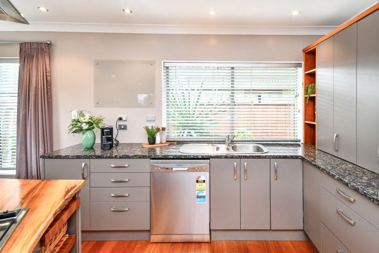 Photo of property in 24a Taka Street, Takanini, 2112