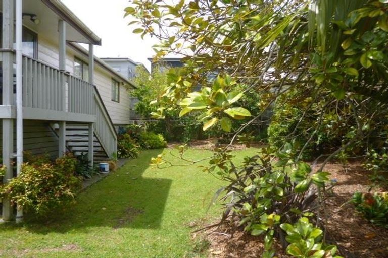 Photo of property in 2/30 Abercrombie Street, Howick, Auckland, 2014