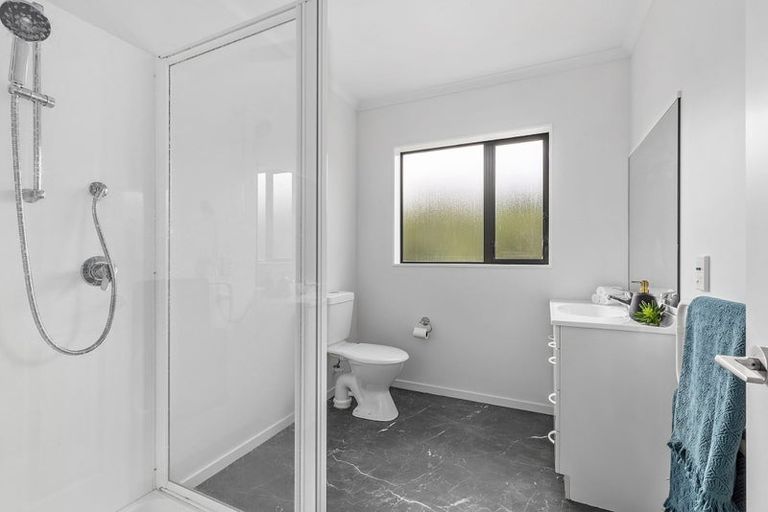 Photo of property in Redwood Village, 25/42 Main Road, Tawa, Wellington, 5028