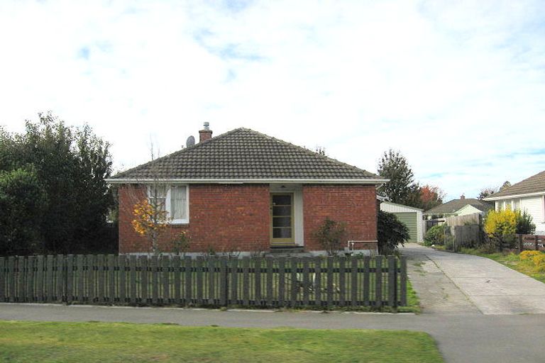 Photo of property in 20 Tensing Place, Sockburn, Christchurch, 8042