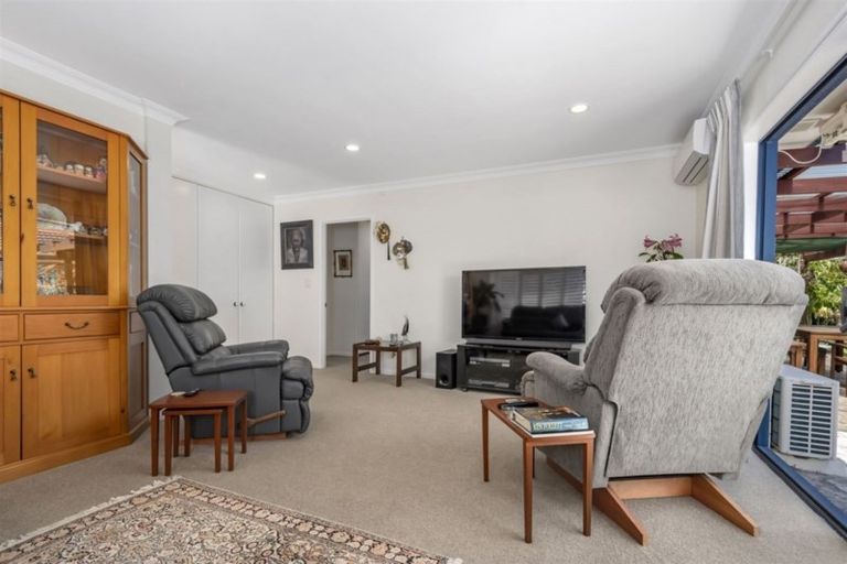 Photo of property in 148 Gravatt Road, Papamoa Beach, Papamoa, 3118