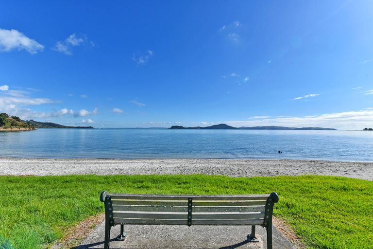 Photo of property in 1545 Clevedon Kawakawa Road, Kawakawa Bay, 2585