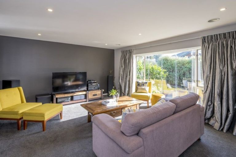 Photo of property in 43 Murray Court, Paraparaumu Beach, Paraparaumu, 5032