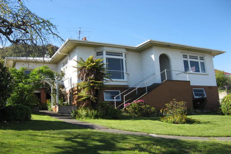 Photo of property in 129 Waimea Road, Nelson South, Nelson, 7010